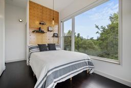 listing-thumbnails