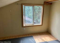 listing-thumbnails