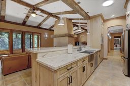 listing-thumbnails