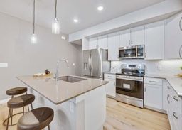 listing-thumbnails