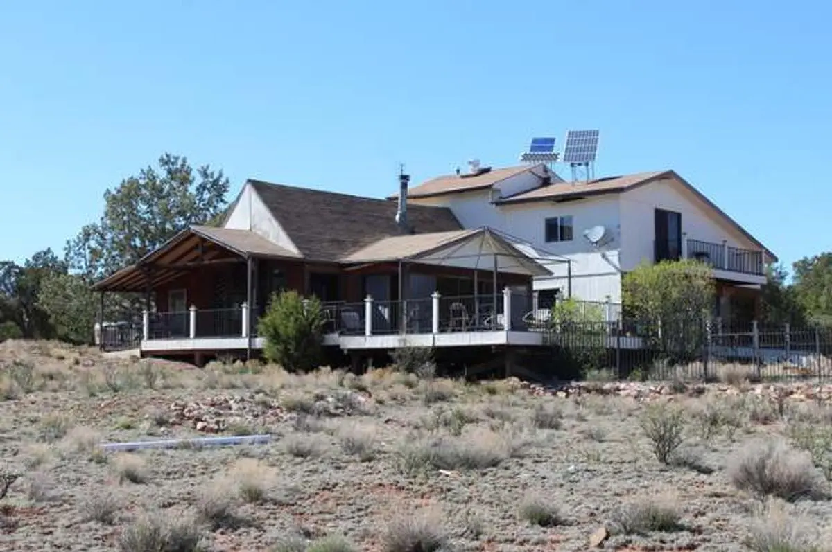 Green Homes for Sale - Seligman, Arizona Green Home