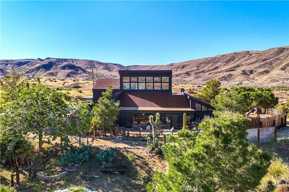 Green Homes for Sale - Pioneertown, California Green Home