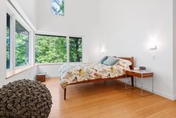 listing-thumbnails