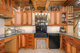 listing-thumbnails