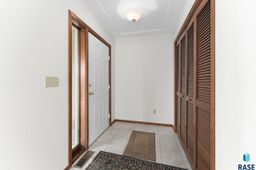 listing-thumbnails