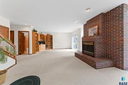 listing-thumbnails