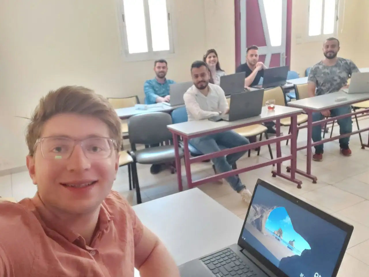 Knowledge sharing session on Active Directory and Windows Server services within the SOC team at DefendLab