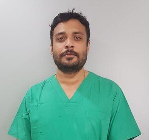 Best Dentist in Vashi, Navi Mumbai- Dr. Kartik Poonja