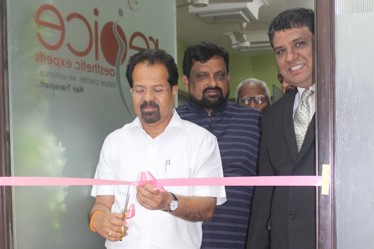Inauguration Ceremony of Rejoice Hair Transplant in Mumbai with Dr. Shankar Sawant