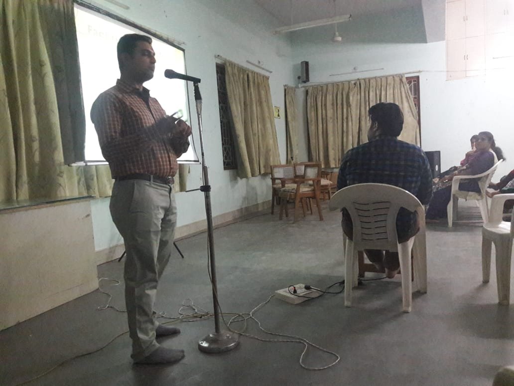 Dr. Dipesh giving a lecture at the Khoja Community Center