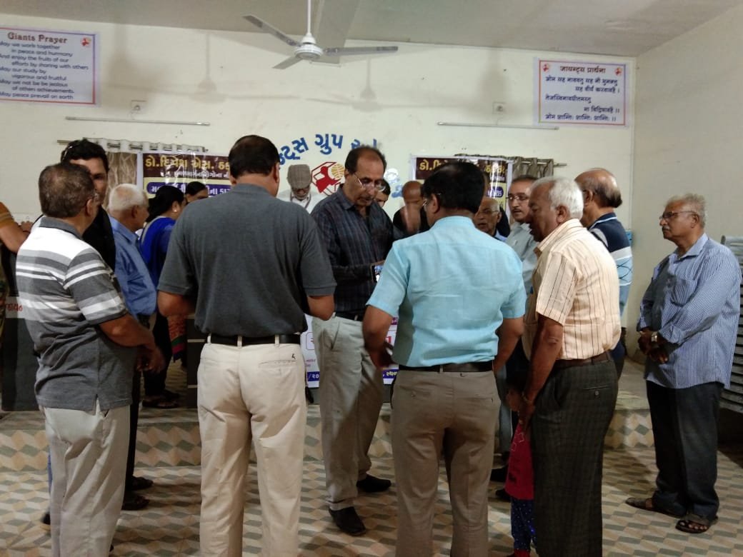 People voluntarily attending medical check-up camp