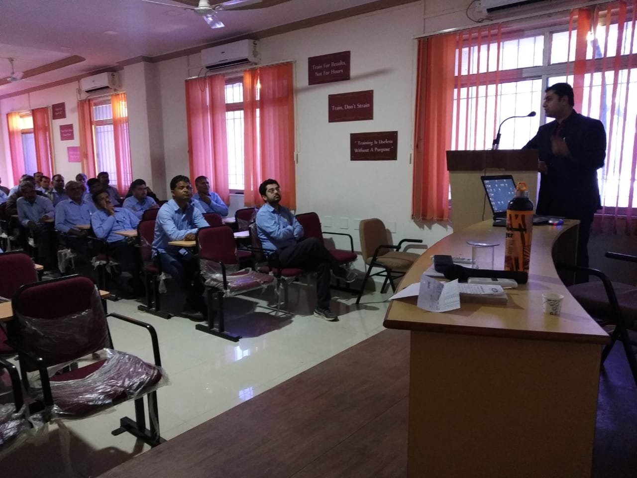 Dr. Dipesh giving an orientation to the employees of Paschim Gujarat Vij Company Limited, Bhuj