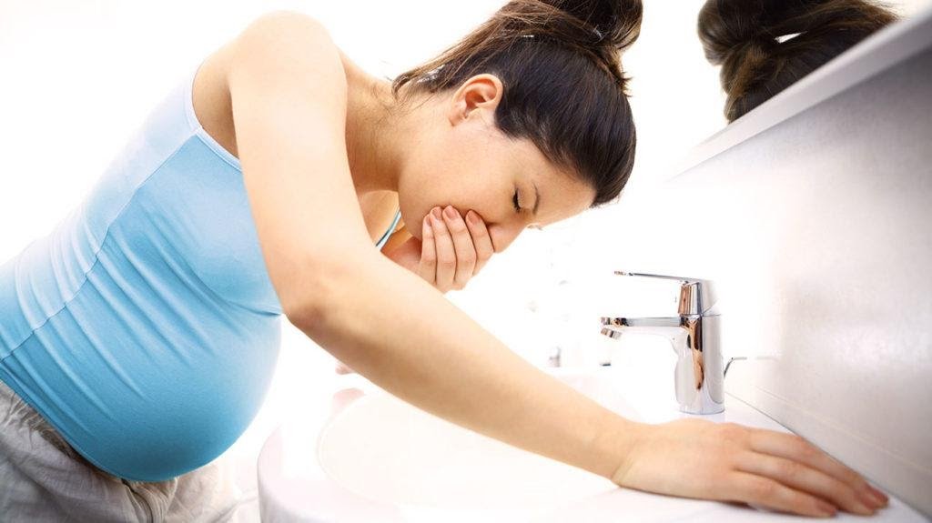 Ways to Deal with Nausea & Morning Sickness in Pregnancy Ways to Deal with Nausea & Morning Sickness in Pregnancy