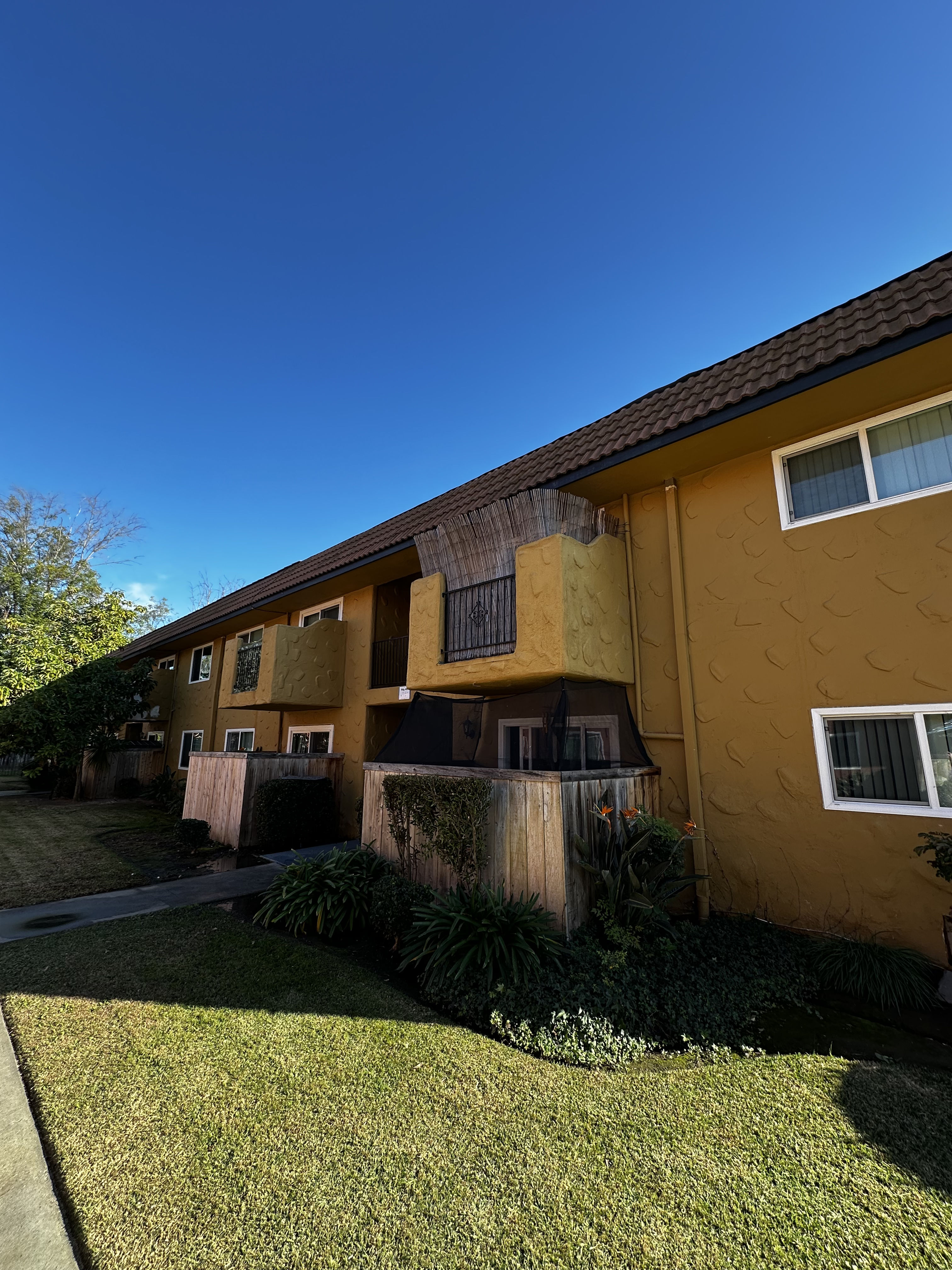 Bringing New Shine to Local Apartment Exteriors | MVP Surface Restoration