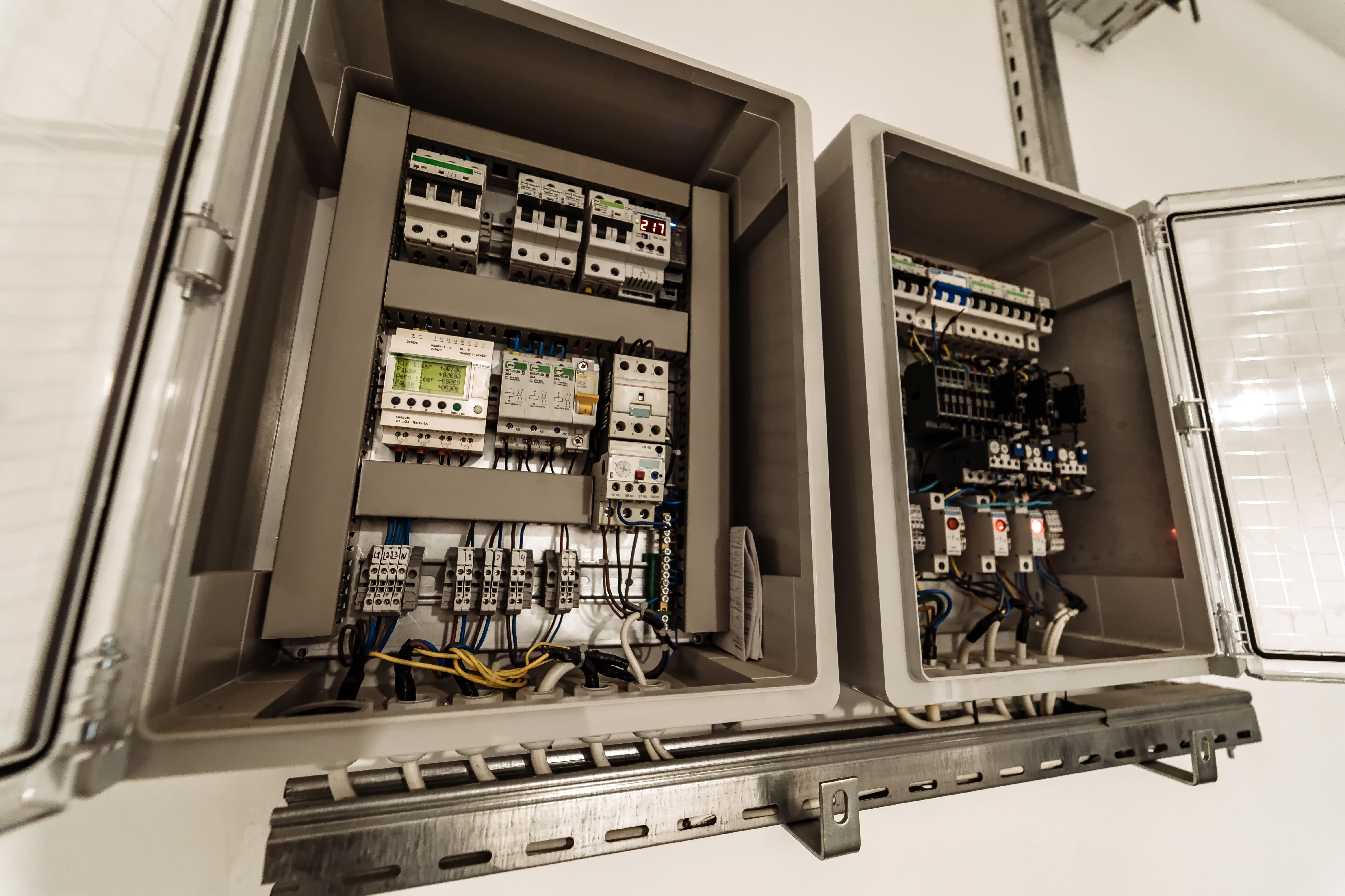 Commercial Service Panel Upgrades | Awar Electric
