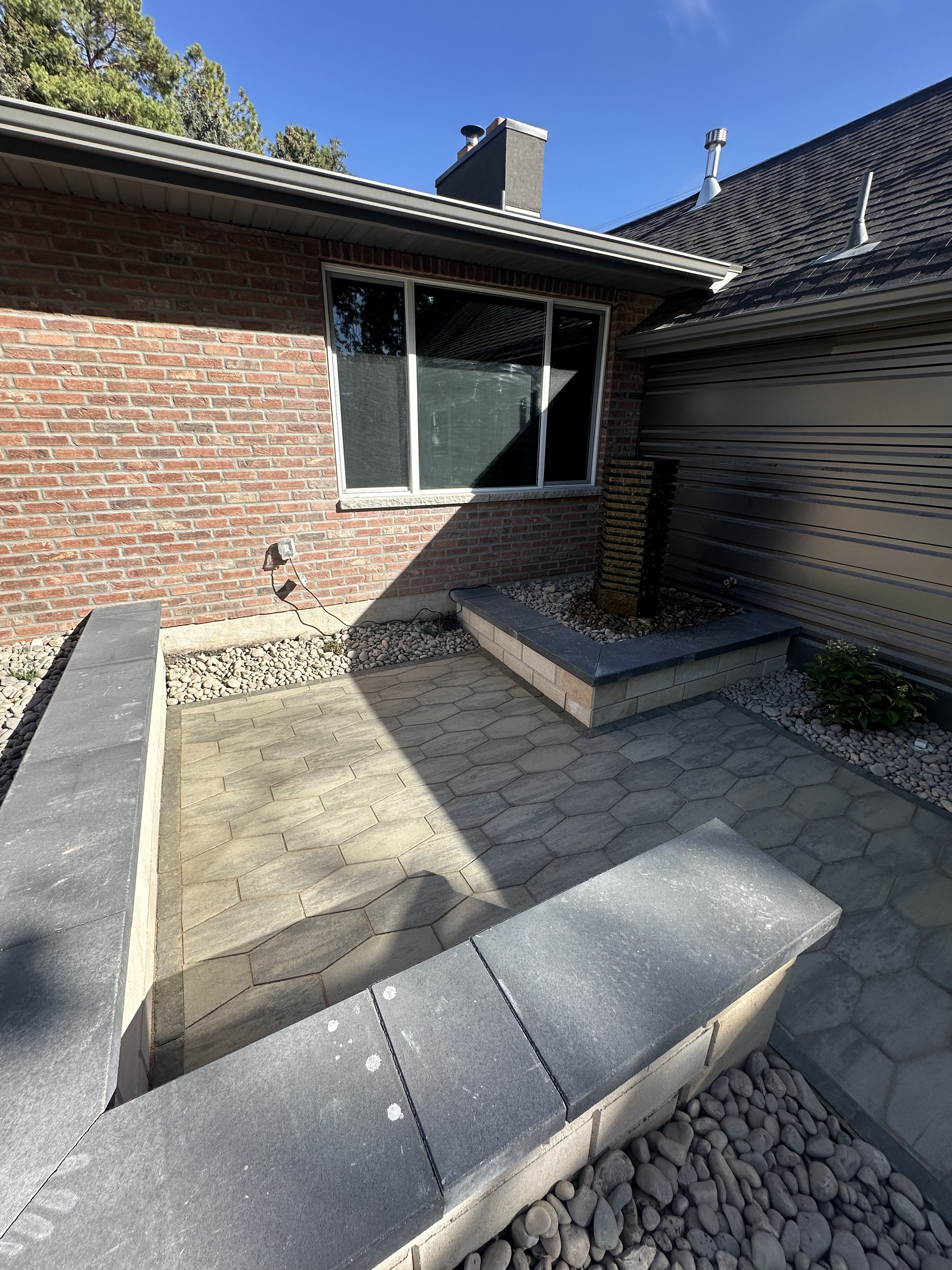 Zeroscaping & Xeriscaping Experts - Lone Pine Landscape