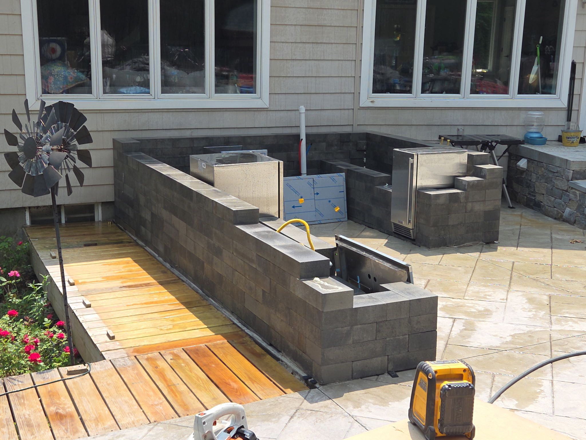 Apartment Outdoor Kitchen Construction photo