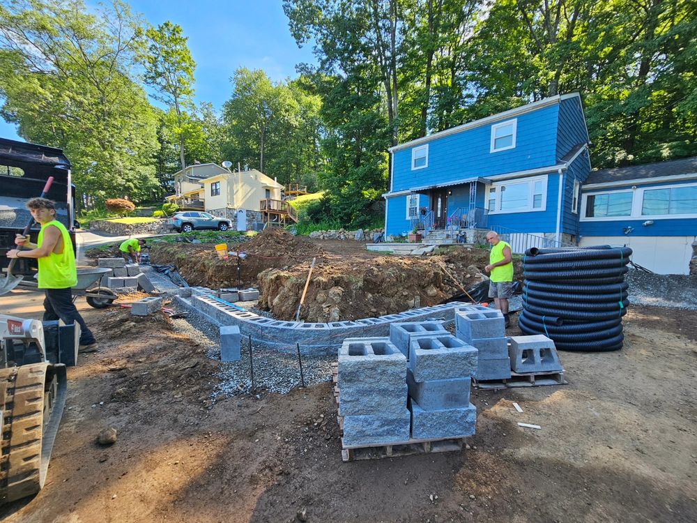 Retaining Wall Construction Services - Infinite Outdoor Designs