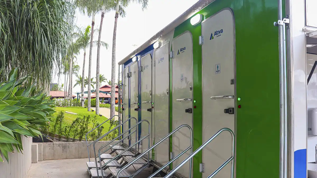 Sanitário Luxo Trailer da Ativa Locação em evento premium exclusivo