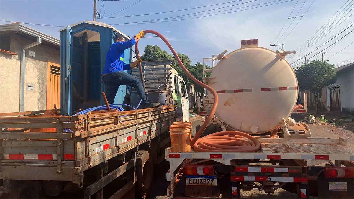 Coleta de resíduos realizada pela Ativa Locação.