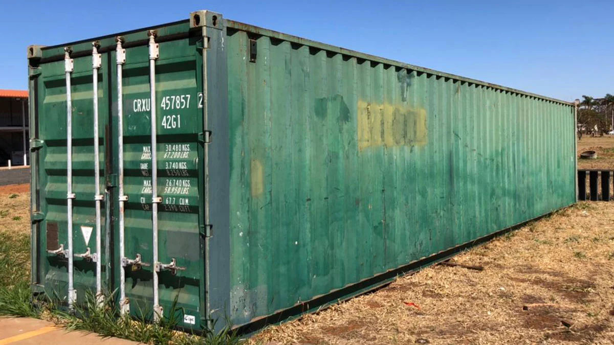 Quanto custa um container? Guia de preços atualizados 2024