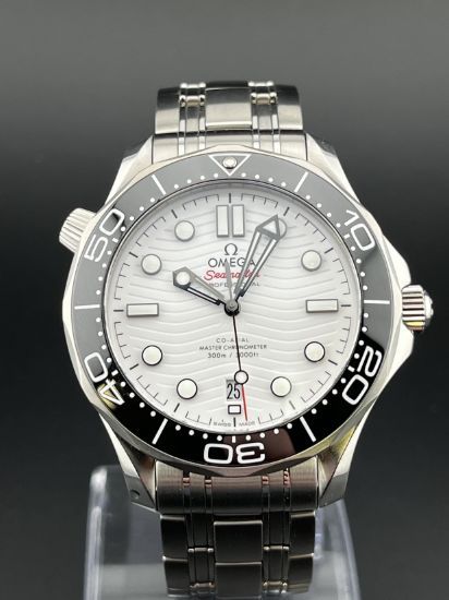 Picture of Omega Seamaster 300M Diver Chronograph with White Wave Dial