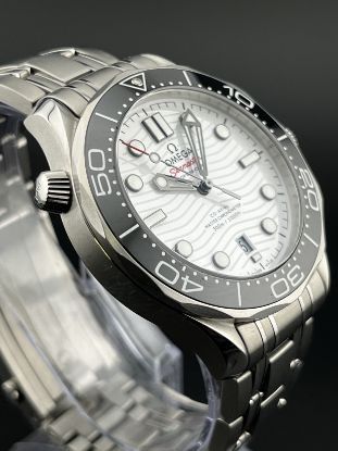 Picture of Omega Seamaster 300M Diver Chronograph with White Wave Dial