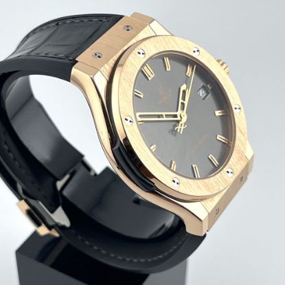 Picture of Hublot Classic Fusion King (Rose) Gold with Rhodium Dial