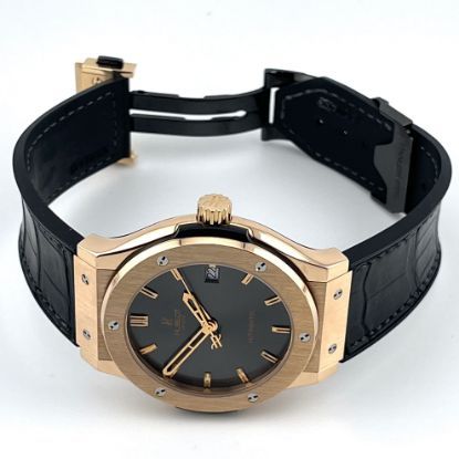 Picture of Hublot Classic Fusion King (Rose) Gold with Rhodium Dial