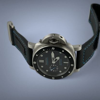 Picture of Panerai Submersible PAM 683