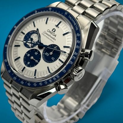 Picture of Omega Speedmaster “Silver Snoopy Award” 50th Anniversary on Bracelet
