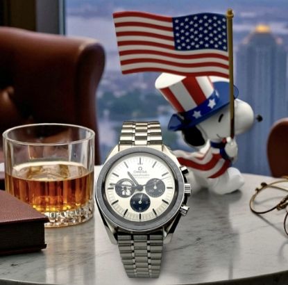 Picture of Omega Speedmaster “Silver Snoopy Award” 50th Anniversary on Bracelet
