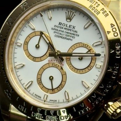 Picture of 18k Gold Rolex Daytona with White Dial 126508
