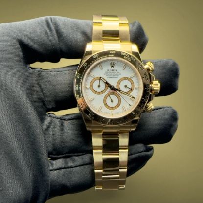 Picture of 18k Gold Rolex Daytona with White Dial 126508