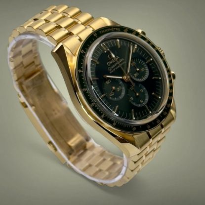 Picture of Omega Speedmaster Moonwatch Green Dial in Sedna Gold