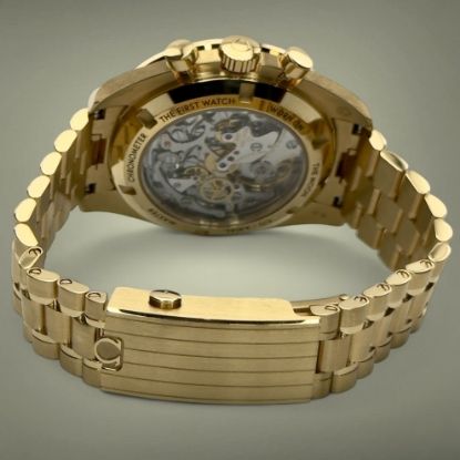 Picture of Omega Speedmaster Moonwatch Green Dial in Sedna Gold