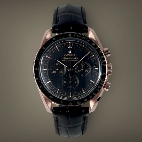 Picture of Omega Speedmaster Moonwatch Sedna Gold 