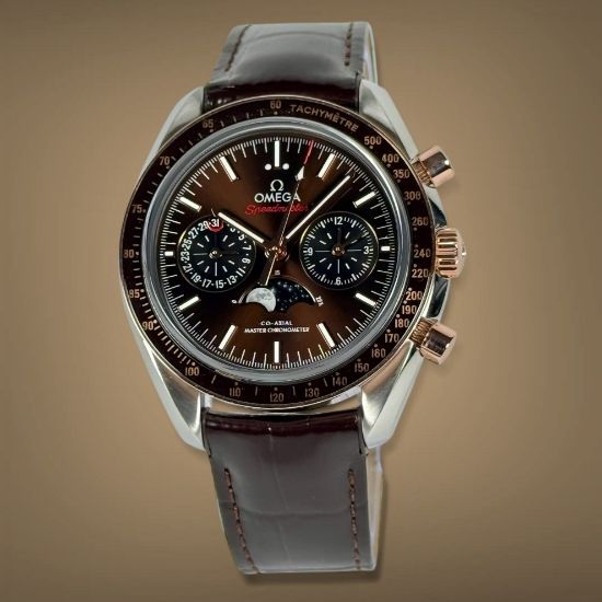 Picture of Omega Speedmaster Moonphase Sedna Gold