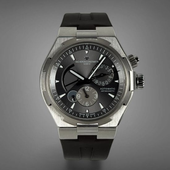Picture of Vacheron Constantin Overseas Dual Time