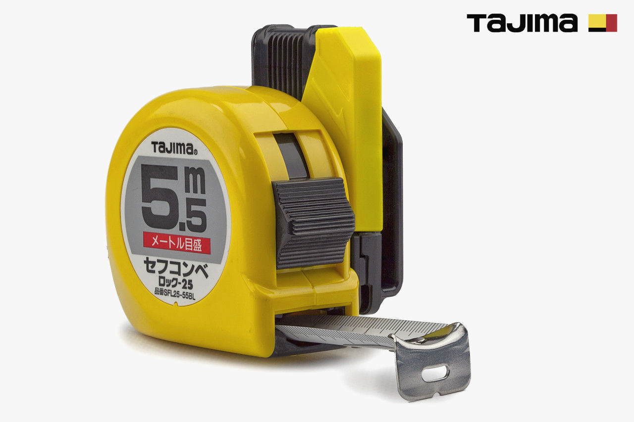 Рулетка TAJIMA HI LOCK 5,5 м х 25 мм з держателем на ремінь, професійна будівельна
