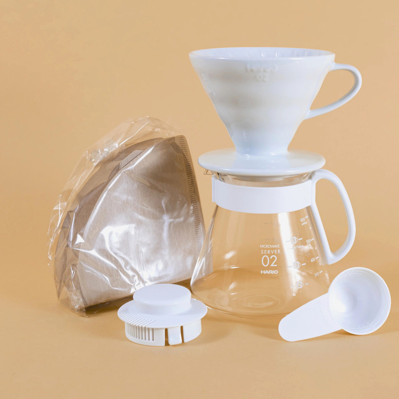 Hario V60 Ceramic Dripper Set 02 с 100 фильтрами для альтернативного заваривания кофе 400 мл