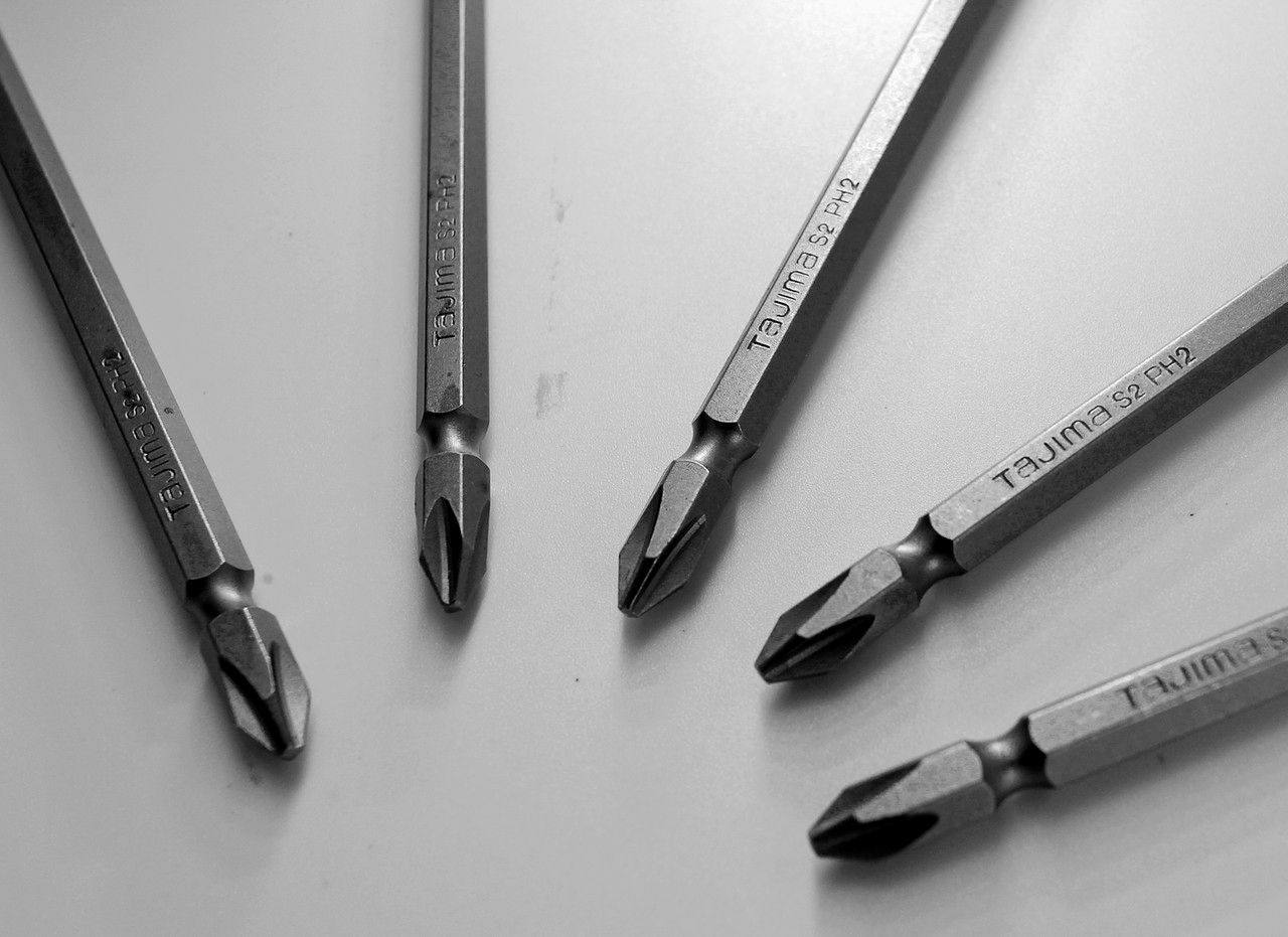 Бита TAJIMA PH2 х 150 мм двухсторонняя магнитная из стали S2, высокая прочность