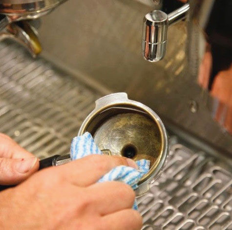 Жидкість Optimal Pro 1 літр для очищення кавомашин і холдерів від кавових олій, PH 12.5