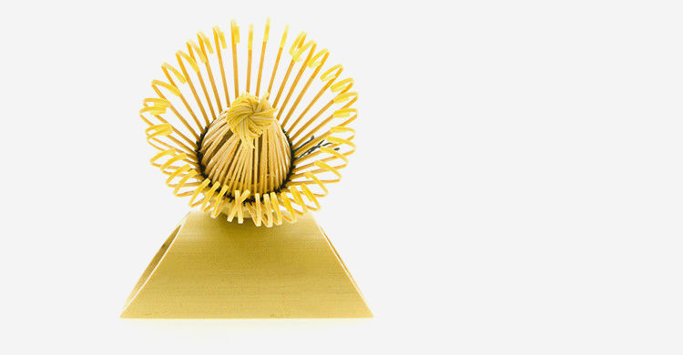 Венчик Chasen для матча з підставкою, довжина 15 см, бамбук, 32 ворсинки, світлий колір