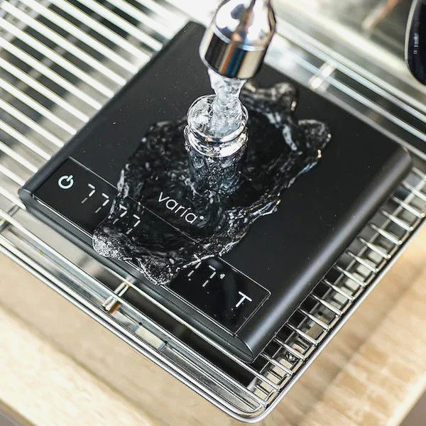 Весы Varia AKU Scale белые, максимальный вес 3,1 кг, точность 0,1 г, USB-C аккумулятор
