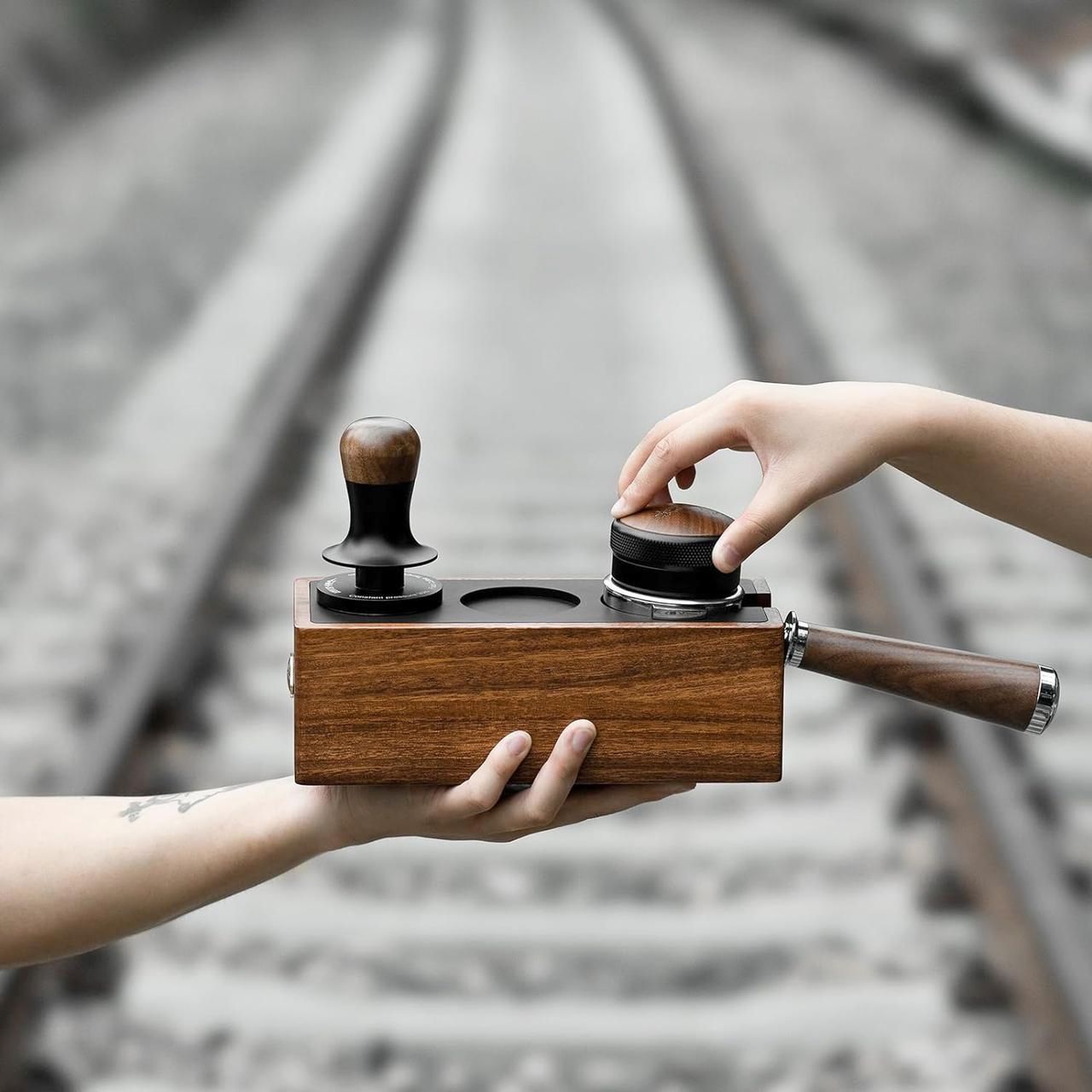 Пуш Темпер 58.35 MHW-3Bomber 30lbs Динамометрический для бариста, плоский, нержавейка/дерево