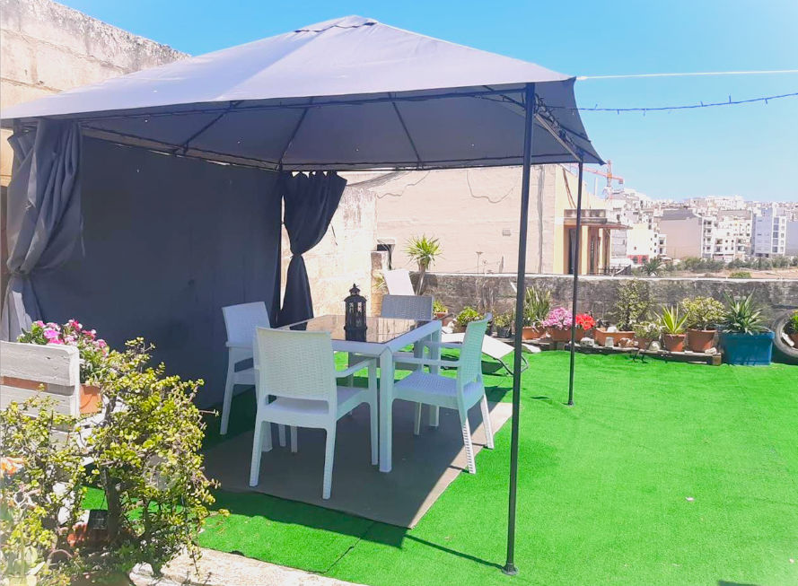 2-Bedroom Maisonette for Rent in Marsaskala — photo 1 of 8