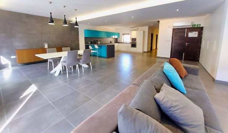 3-Bedroom Apartment for Rent in Sliema — photo 1 of 11