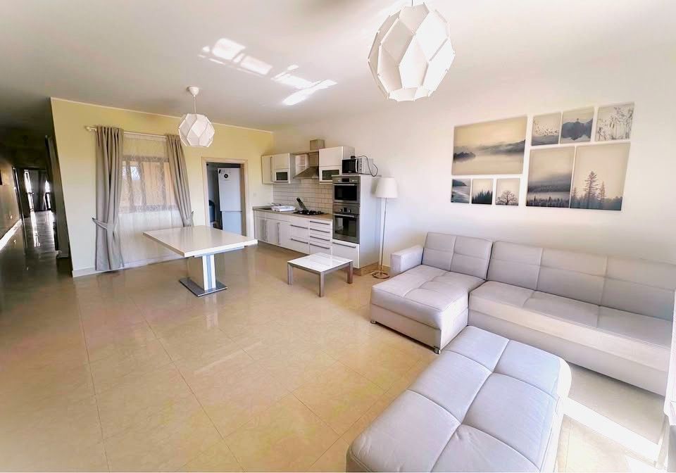 3-Bedroom Apartment for Rent in Marsaskala — photo 1 of 7