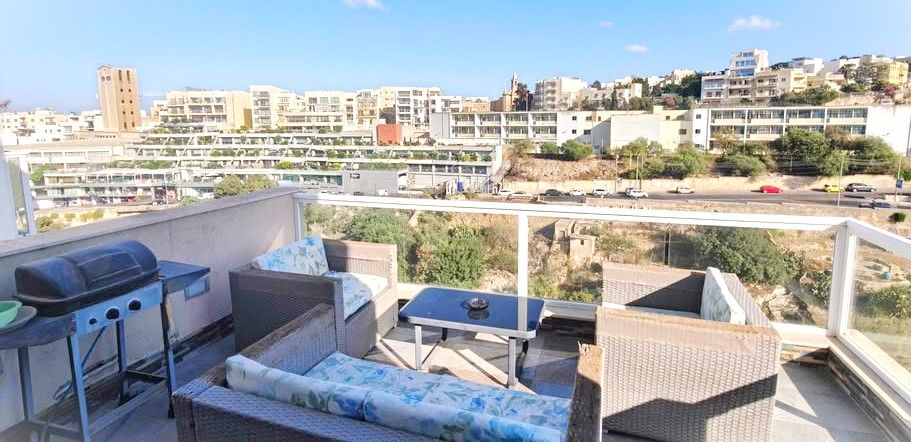 1-Bedroom Apartment for Rent in St Julians — photo 1 of 6